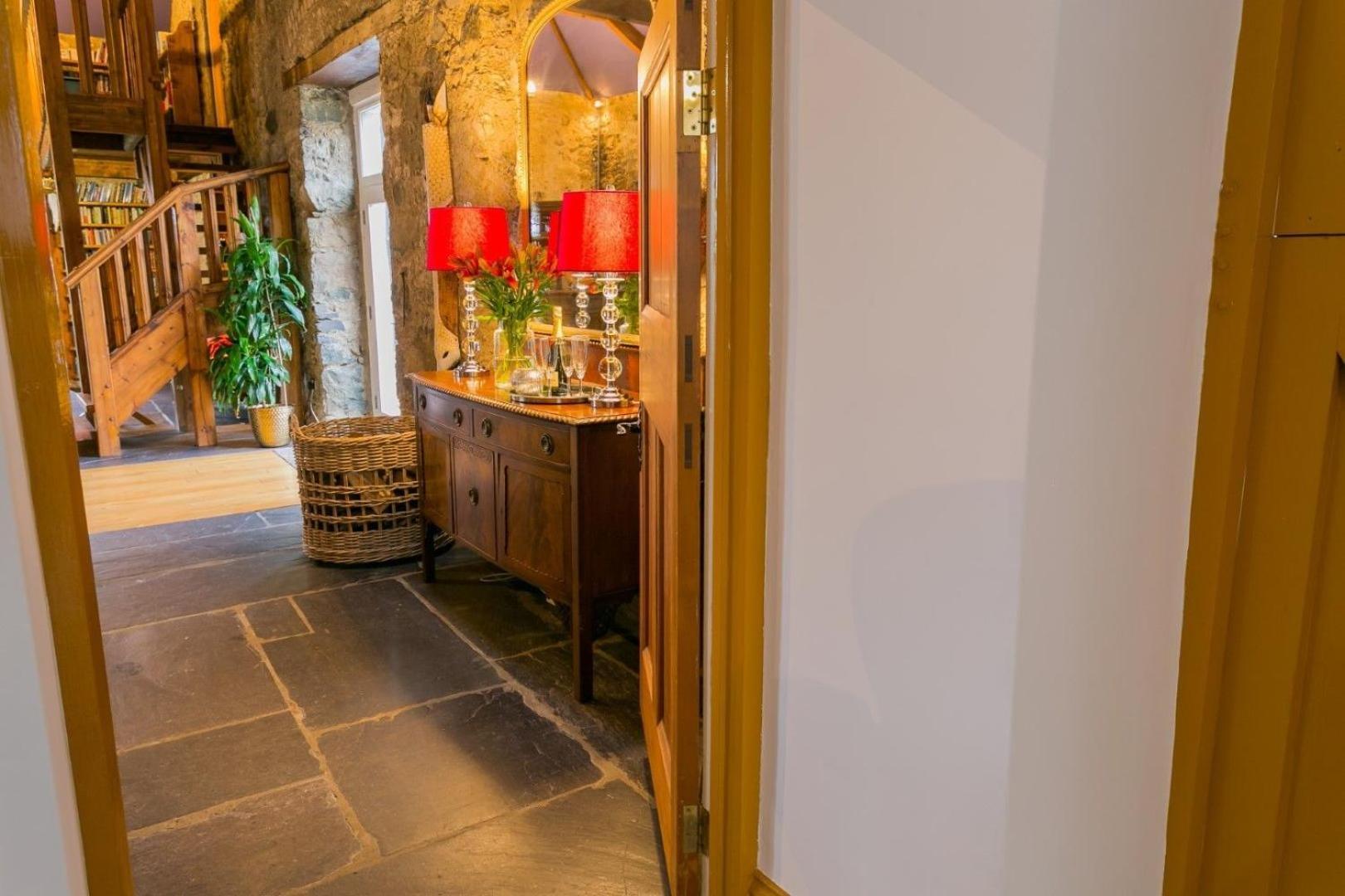 Tal Y Bont Uchaf Villa Бангор Екстериор снимка
