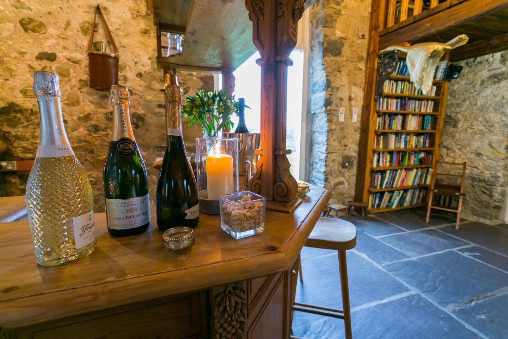 Tal Y Bont Uchaf Villa Бангор Екстериор снимка